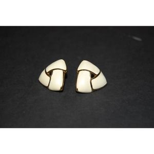 Vintage Monet Earing White Enamel Nice!